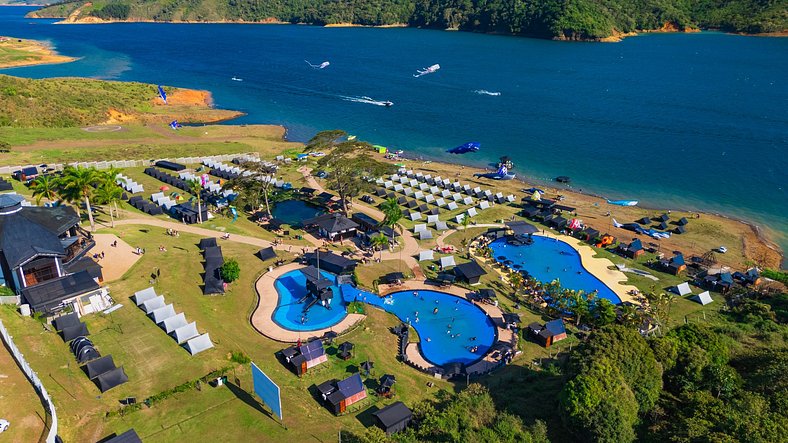 Glamping de lujo en el lago Calima