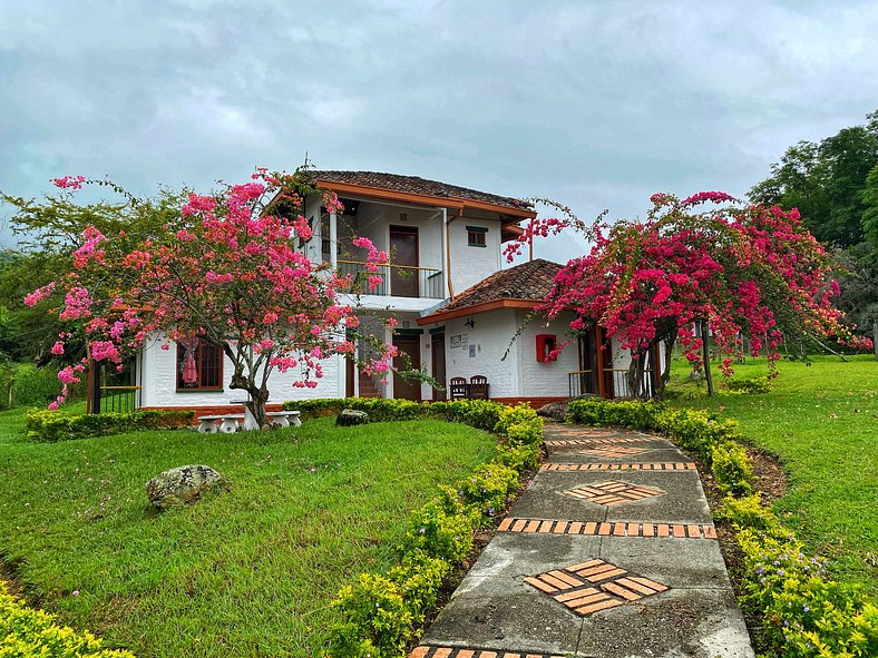 Hotel Piedemonte: Tu Refugio en Valle del Cauca