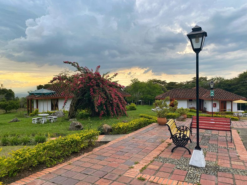 Hotel Piedemonte: Tu Refugio en Valle del Cauca