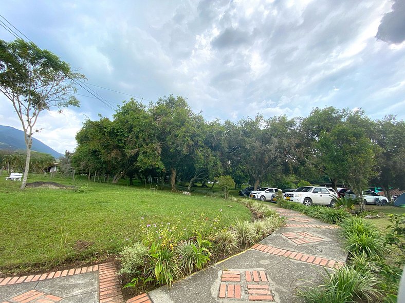 Relájate en Hotel Piedemonte: Comodidad y Paisaje