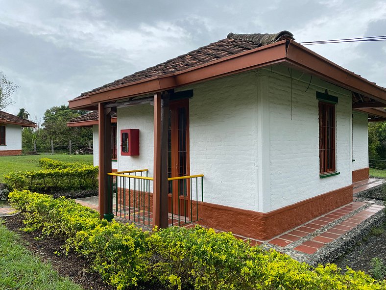 Relájate en Hotel Piedemonte: Comodidad y Paisaje